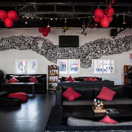 Top Banana Guesthouse & Rooftop Bar Phnompen Kültér fotó