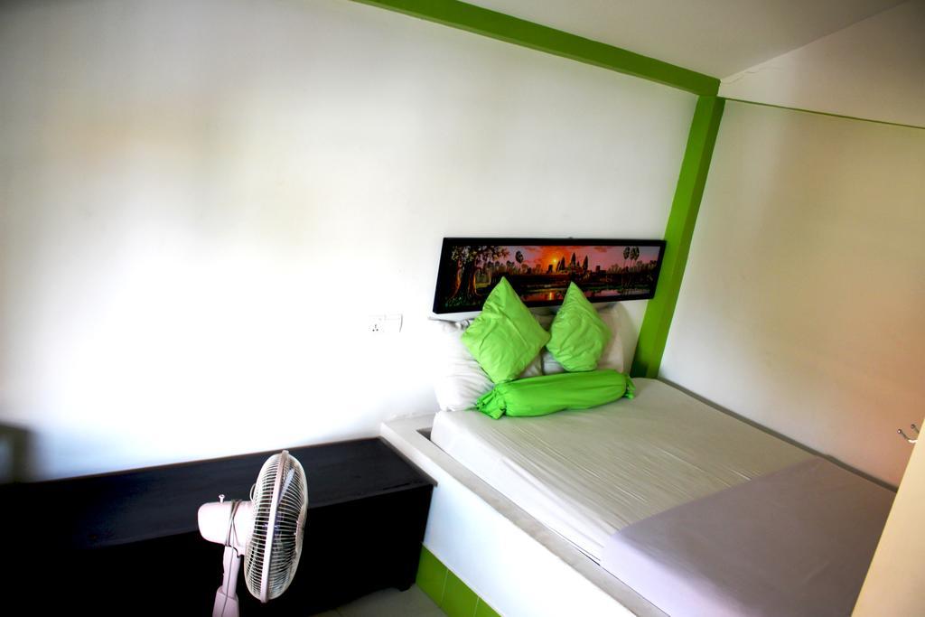 Top Banana Guesthouse & Rooftop Bar Phnompen Kültér fotó